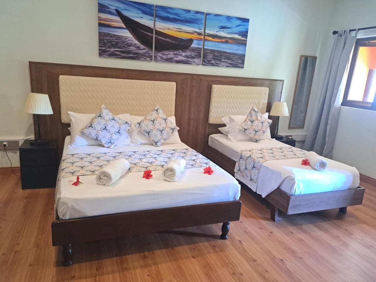 Georgina'S Cottage Beau Vallon  Exterior photo
